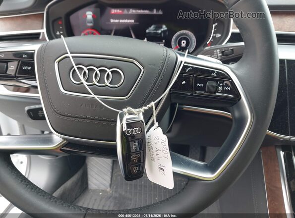 WAULDAF84PN009881 2023 AUDI A8 White Widok deski rozdzielczej