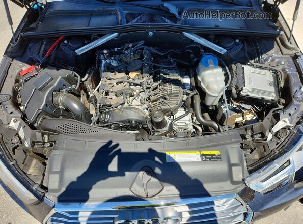 WAULMAF40JN011311 2018 AUDI A4 Blue Սալոնի հետևի տեսք