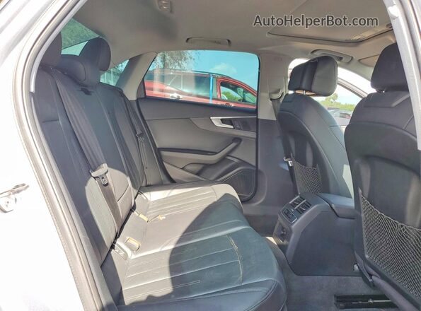 WAULNAF42HN028151 2017 AUDI A4 Silver Vista de los asientos traseros