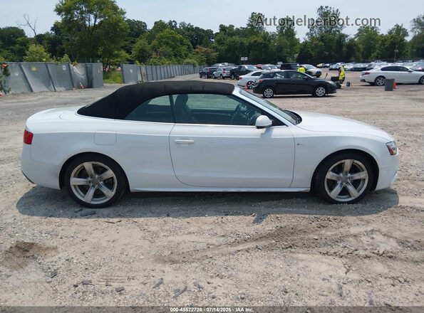 WAUM2AFH5GN007910 2016 AUDI A5 White Rear interior view