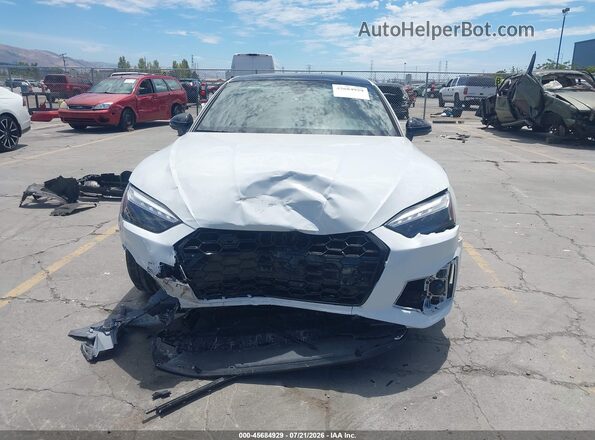 WAUP4AF51RA018779 2024 AUDI S5 White Widok wnętrza z tyłu