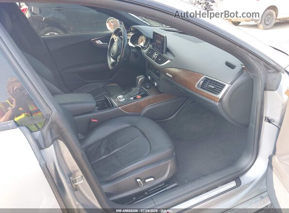 WAUWGAFC6GN057343 2016 AUDI A7 Silver Front interior view