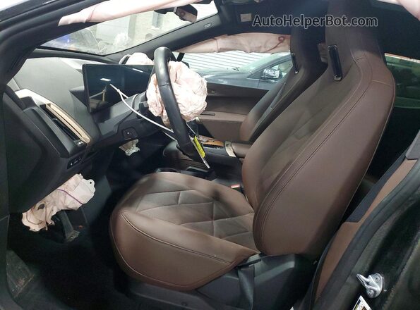 WB523CF03RCN49949 2024 BMW IX White Vista interior delantera