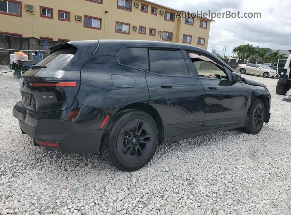 WB523CF04RCN46056 2024 BMW IX Black Trasero derecho