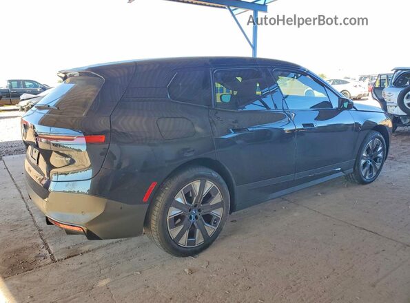 WB523CF06SCU57420 2025 BMW IX Черный Задняя правая четверть
