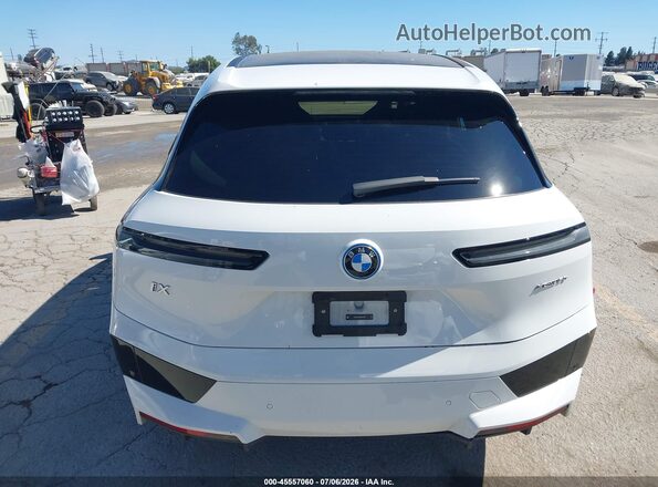 WB523CF09RCP83240 2024 BMW IX White 