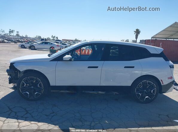 WB523CF09RCP83240 2024 BMW IX White 