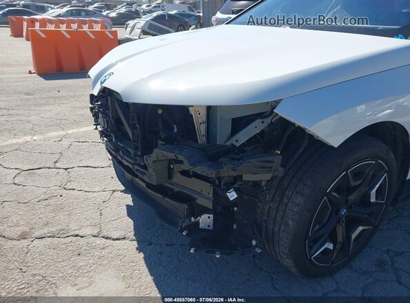 WB523CF09RCP83240 2024 BMW IX White 
