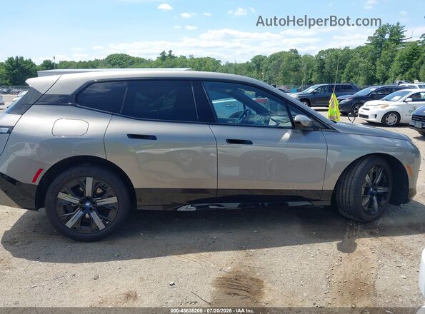WB523CF0XPCL97925 2023 BMW IX Gray Панорамний вид салону 360°