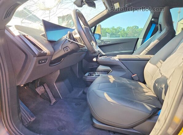 WB533CF05PCK57916 2023 BMW IX Blue Widok wnętrza z przodu