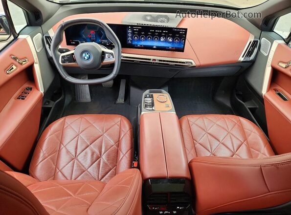 WB533CF07PCL97823 2023 BMW IX Gray Առջևի վահանակի տեսք