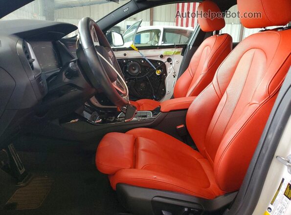 WBA13AL0XM7H96461 2021 BMW M2 White Front interior view