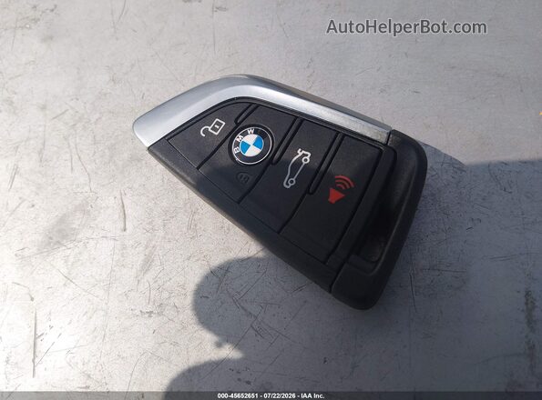 WBA13BJ01MWW90850 2021 BMW 5 SERIES Black წინა პანელის ხედი