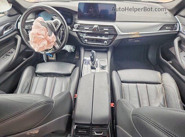 WBA13BJ07MWW92814 2021 BMW 5 SERIES Gray წინა პანელის ხედი