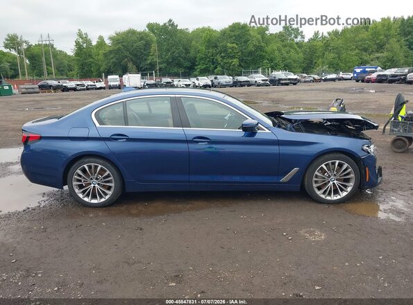 WBA13BJ07MWW95079 2021 BMW 5 SERIES Dark Blue Rear interior view