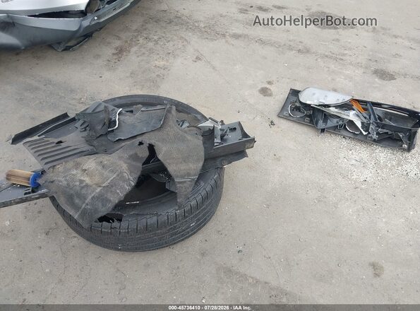 WBA13BJ07NWX39647 2022 BMW 5 SERIES White ხელსაწყოთა პანელის ხედი