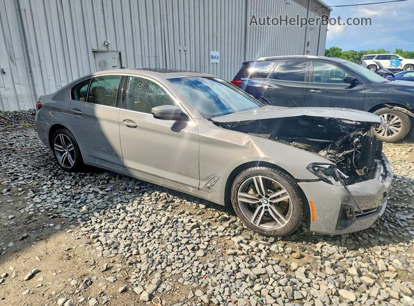WBA13BJ07NWX81767 2022 BMW 5 SERIES Gray Front right