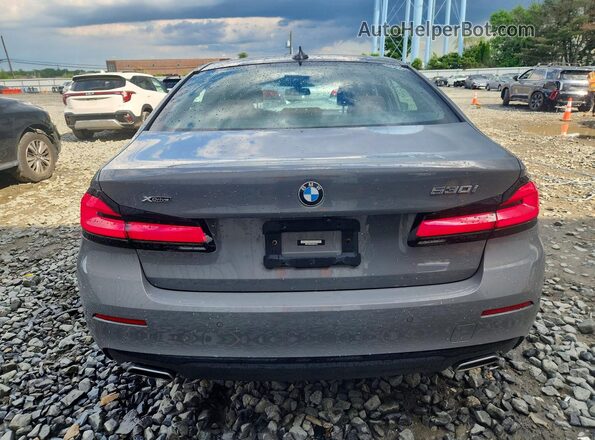 WBA13BJ07NWX81767 2022 BMW 5 SERIES Gray Rear view
