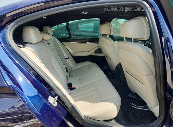 WBA13BK01MCF83557 2021 BMW M5 Blue Widok tylnych siedzeń