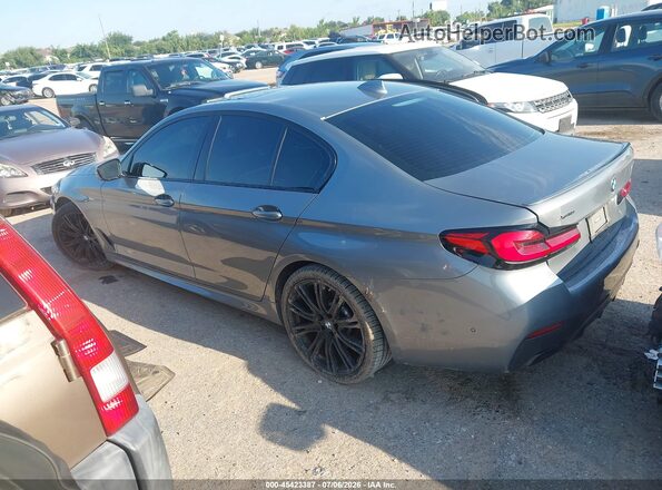 WBA13BK03PCM25545 2023 BMW M5 Gray Սալոնի 360 աստիճան տեսք
