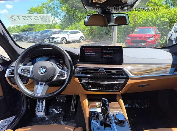 WBA13BK08PCN47429 2023 BMW M5 Blue ხელსაწყოთა პანელის ხედი