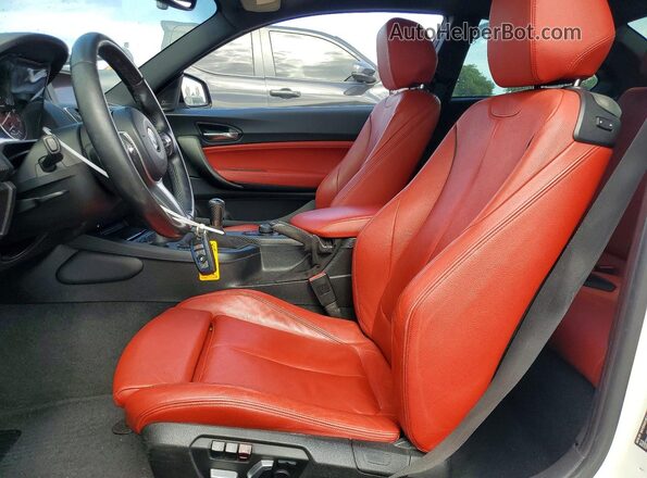 WBA1J7C5XGV289898 2016 BMW M2 Белый Вид салона спереди
