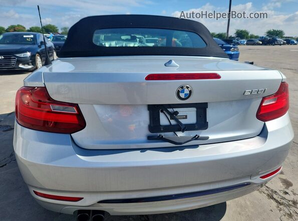 WBA1K9C52GV321946 2016 BMW 2 SERIES Silver Vista trasera