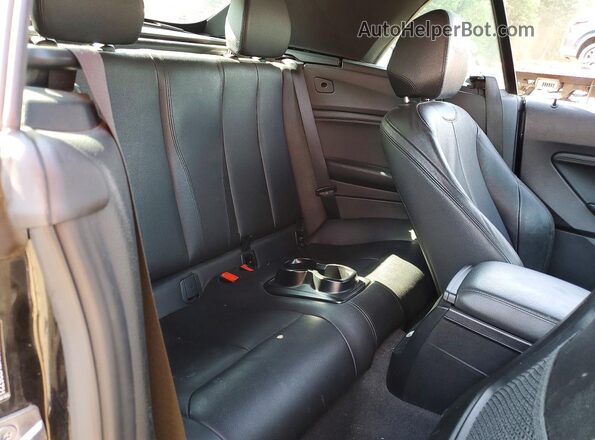 WBA1M5C5XGV326721 2016 BMW M2 Black Widok tylnych siedzeń