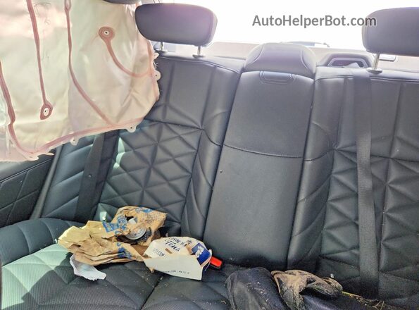 WBA23EH00PCM83190 2023 BMW 7 SERIES White Vista de los asientos traseros