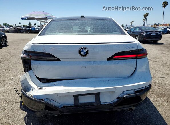 WBA23EH00PCM83724 2023 BMW 7 SERIES White Вид ззаду