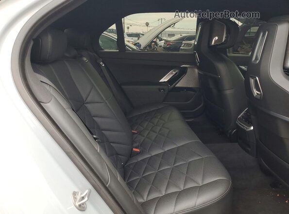 WBA23EH00RCP97991 2024 BMW 7 SERIES Gray Widok tylnych siedzeń