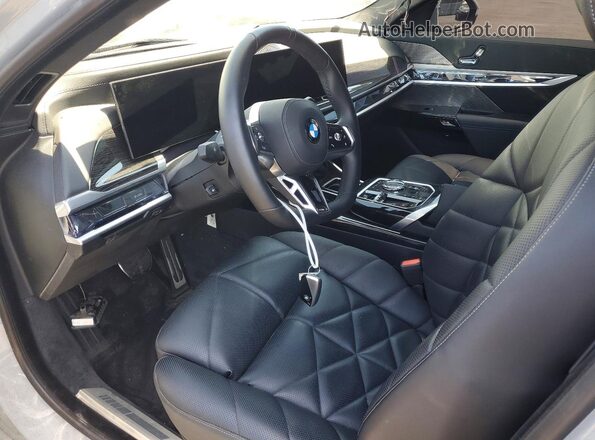 WBA23EH01SCU79495 2025 BMW 7 SERIES Gray Widok deski rozdzielczej