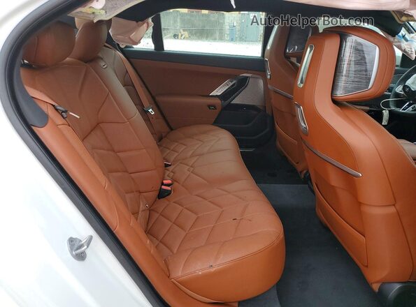 WBA23EH0XSCV31352 2025 BMW 7 SERIES White Widok tylnych siedzeń