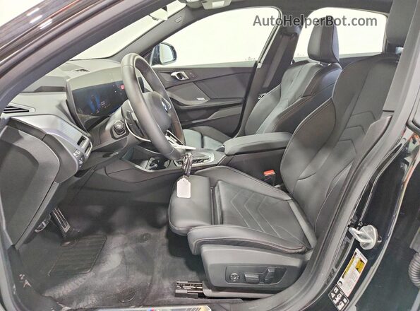 WBA23GG02T7V43163 2026 BMW 2 SERIES Black წინა სალონის ხედი
