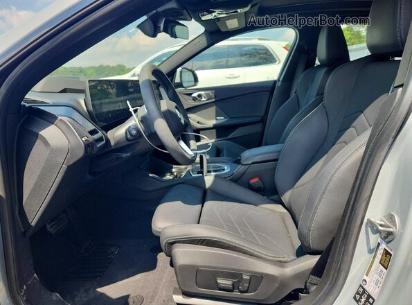 WBA23GG03S7S87274 2025 BMW 2 SERIES Gray Вид салону спереду