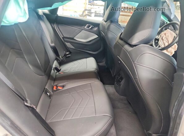 WBA23GG08T7U34108 2026 BMW 2 SERIES White Widok tylnych siedzeń