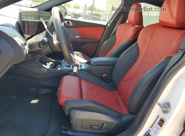 WBA23GG09S7S20565 2025 BMW 2 SERIES Белый Вид салона спереди