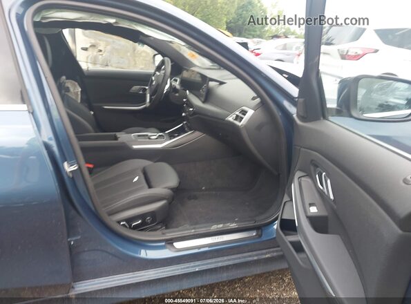 WBA23LA05TFW21748 2026 BMW 3 SERIES Blue წინა სალონის ხედი