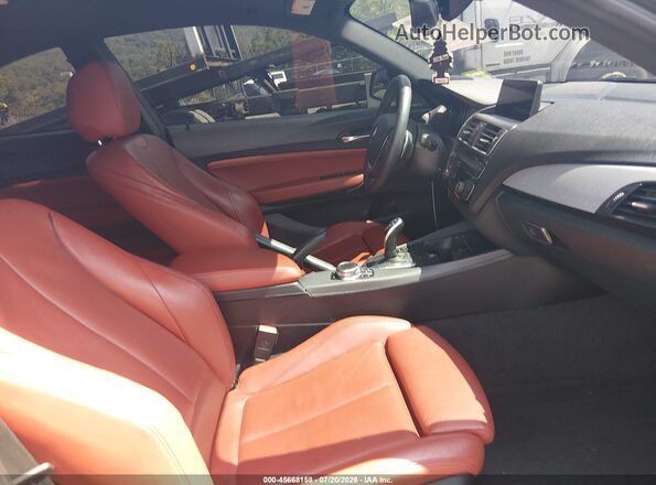 WBA2G3C33HV986714 2017 BMW M2 Blue Front interior view