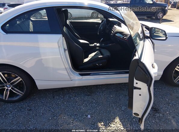 WBA2H9C35HV642222 2017 BMW 2 SERIES White Front interior view