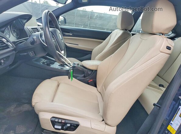 WBA2H9C36HV642553 2017 BMW 2 SERIES Blue Widok wnętrza z przodu