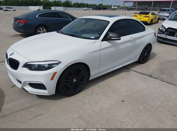 WBA2J5C52JVC07472 2018 BMW M2 White Przód lewy