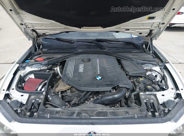 WBA2J5C52JVC07472 2018 BMW M2 White Widok z tyłu