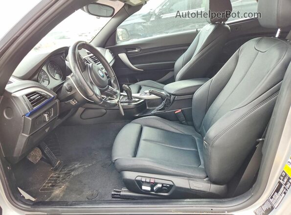 WBA2L3C32HV667882 2017 BMW M2 Silver წინა სალონის ხედი