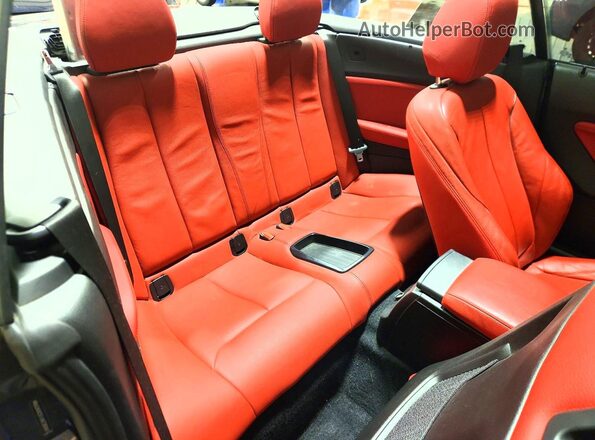 WBA2N3C51JVC29391 2018 BMW M2 Gray უკანა სავარძლების ხედი