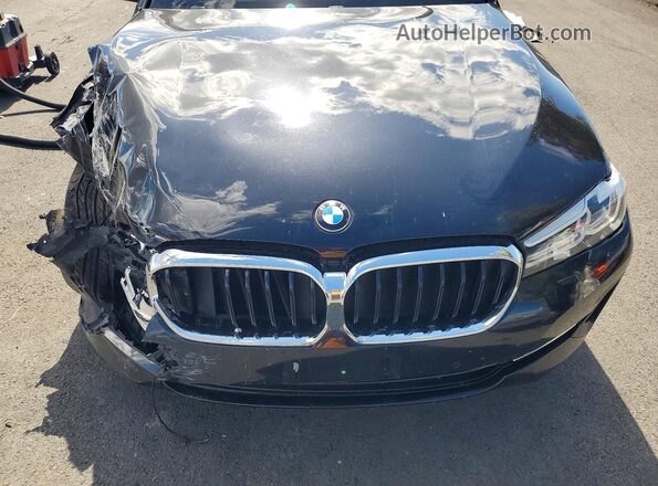 WBA33AG01PCL69696 2023 BMW 5 SERIES Black უკანა სალონის ხედი