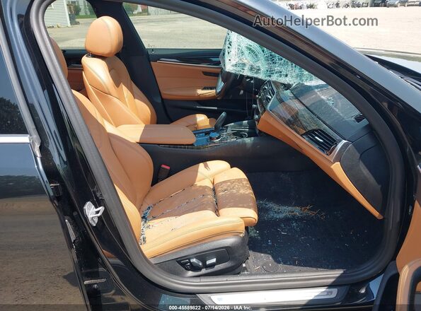 WBA33AG08MCG69346 2021 BMW 5 SERIES Black Front interior view