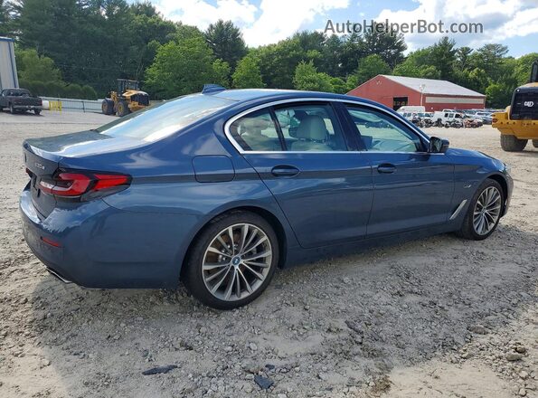 WBA33AG08PCM53871 2023 BMW 5 SERIES Blue Trasero derecho