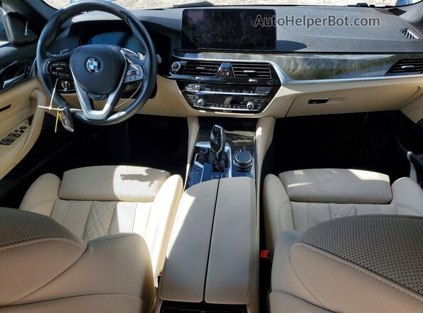 WBA33AG08PCM53871 2023 BMW 5 SERIES Blue Vista del salpicadero