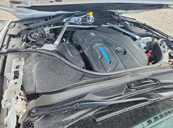 WBA33AG09PCM09829 2023 BMW 5 SERIES White Vista interior trasera